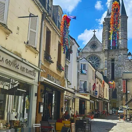 Cosy Centre Comte Robert Daire *